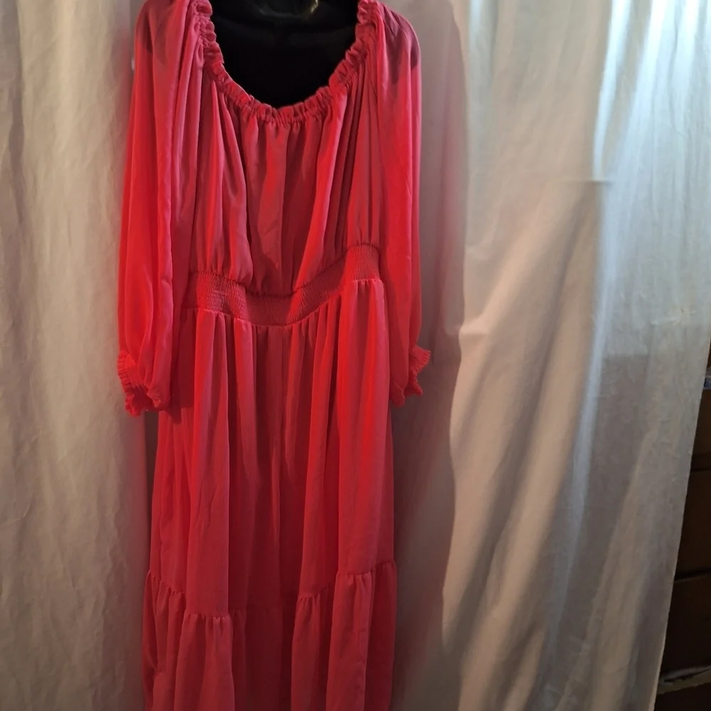 Sofia by Sofia Vergara Pink Ruffled Top